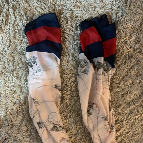 Gucci scarf - Picture 2 of 4